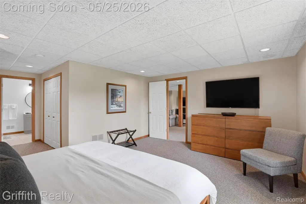 10232 Spencer Road Brighton Township MI 48114