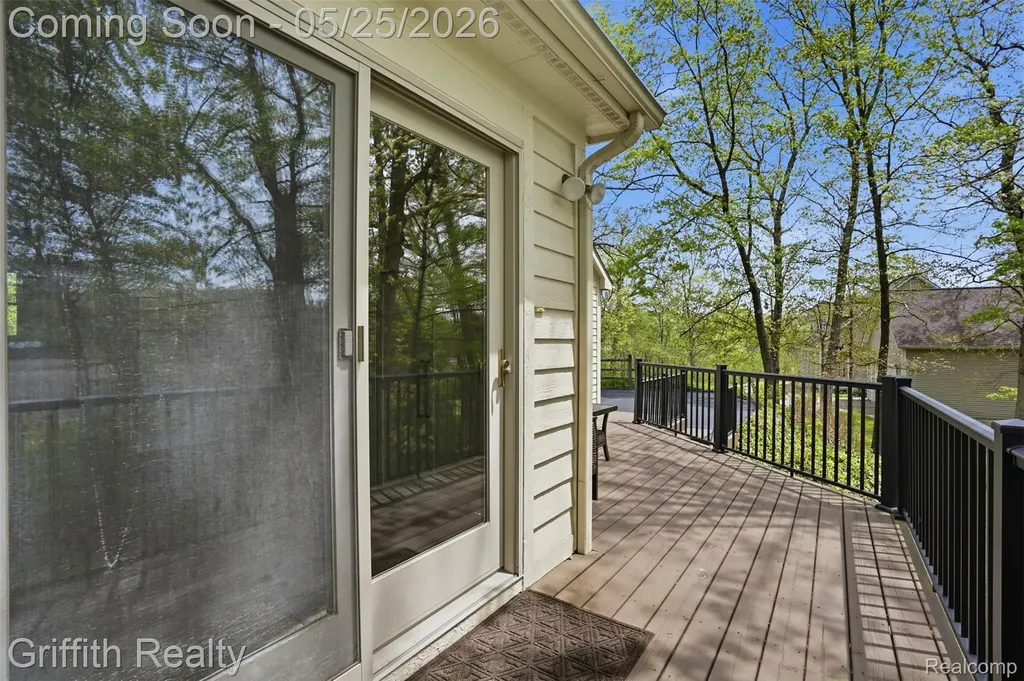 10232 Spencer Road Brighton Township MI 48114
