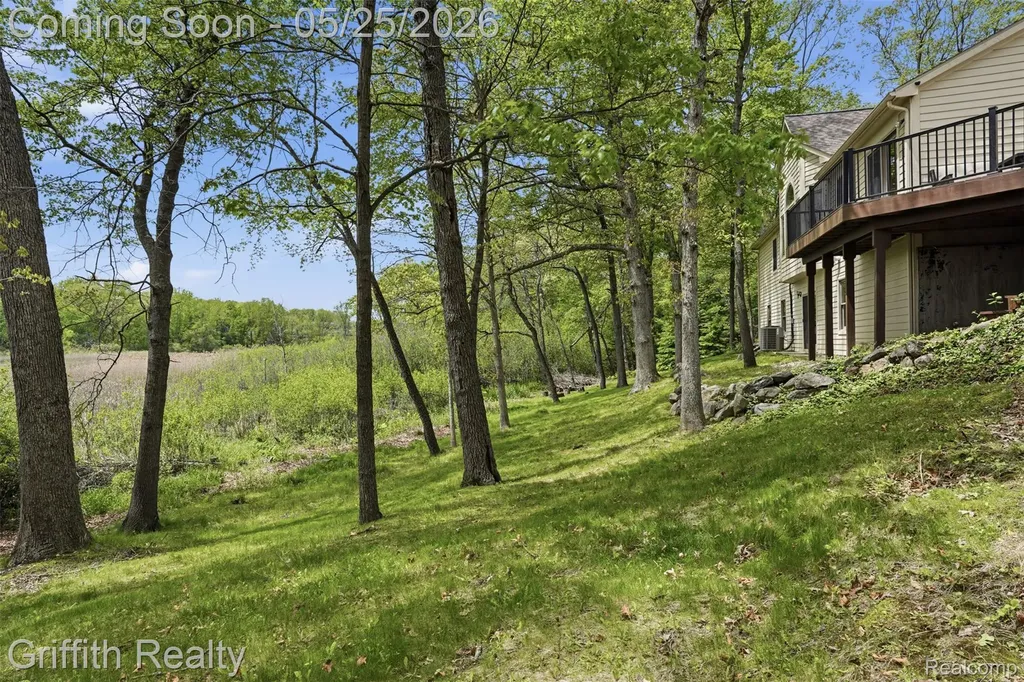 10232 Spencer Road Brighton Township MI 48114