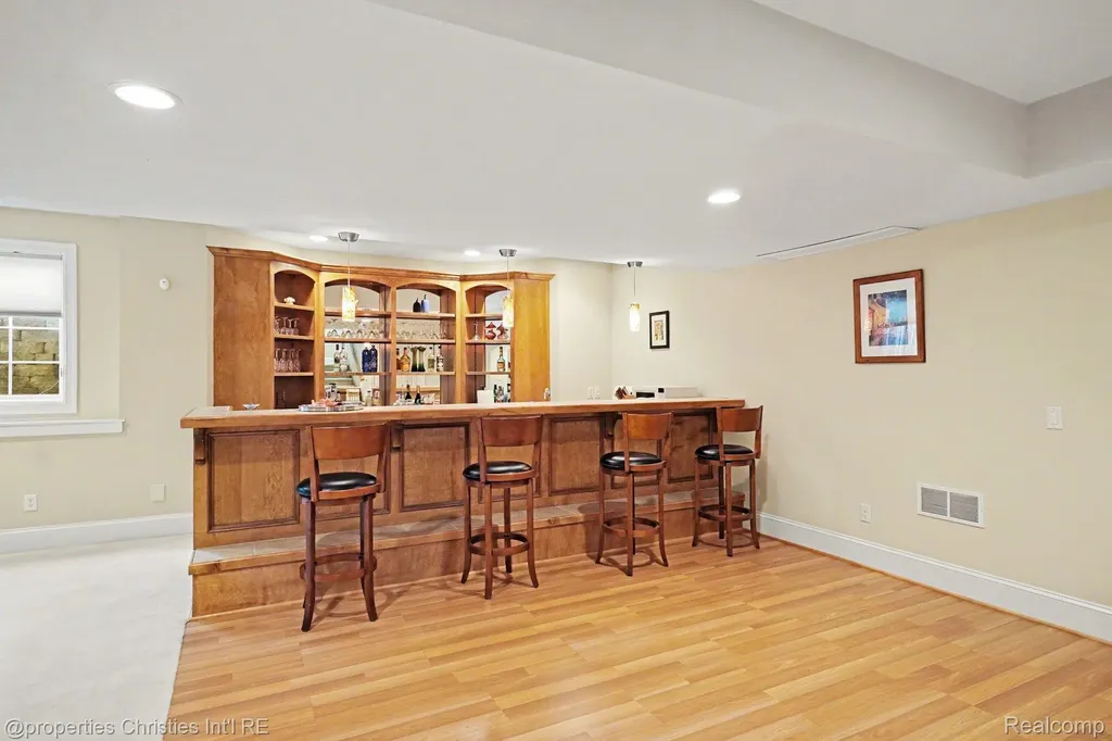16987 Kings Fairway Lane Grand Blanc City MI 48439