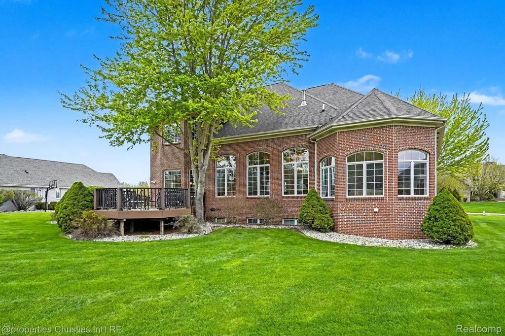16987 Kings Fairway Lane Grand Blanc City MI 48439