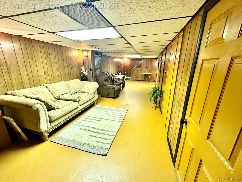 11964 Waiteley Drive Sterling Heights City MI 48313