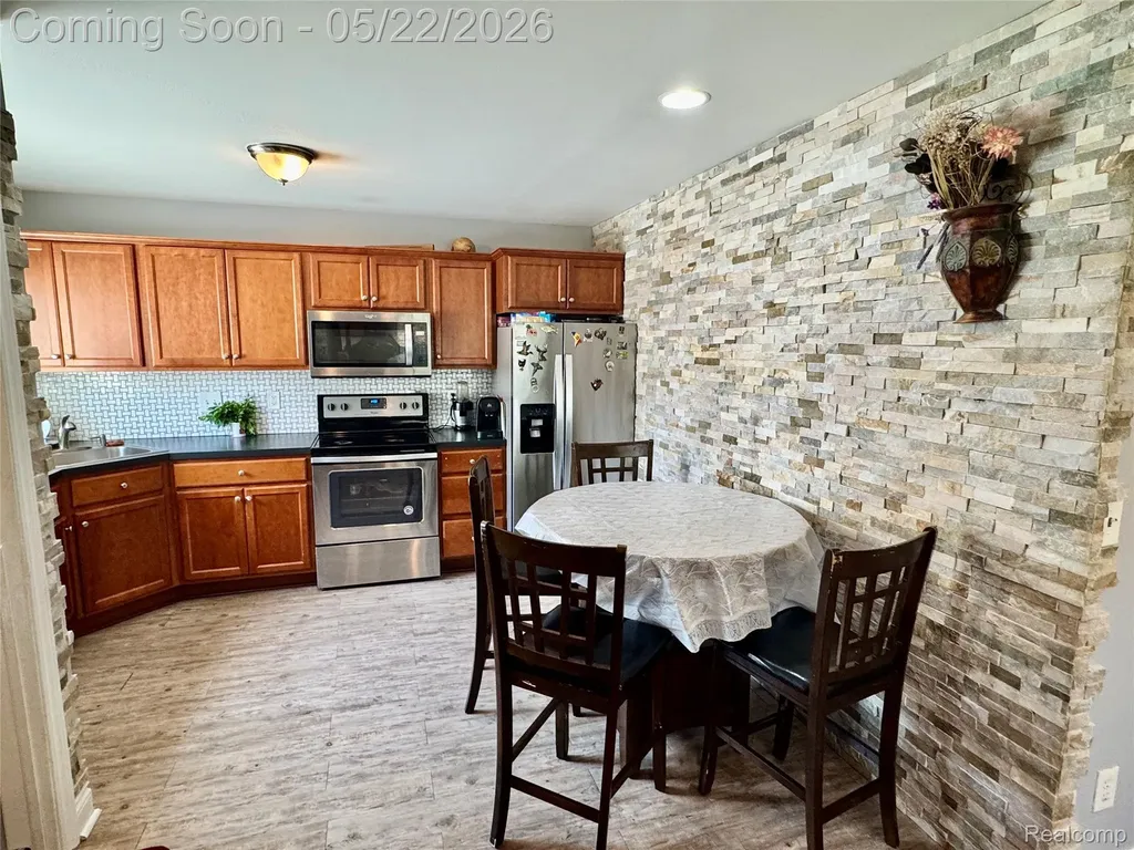 11964 Waiteley Drive Sterling Heights City MI 48313