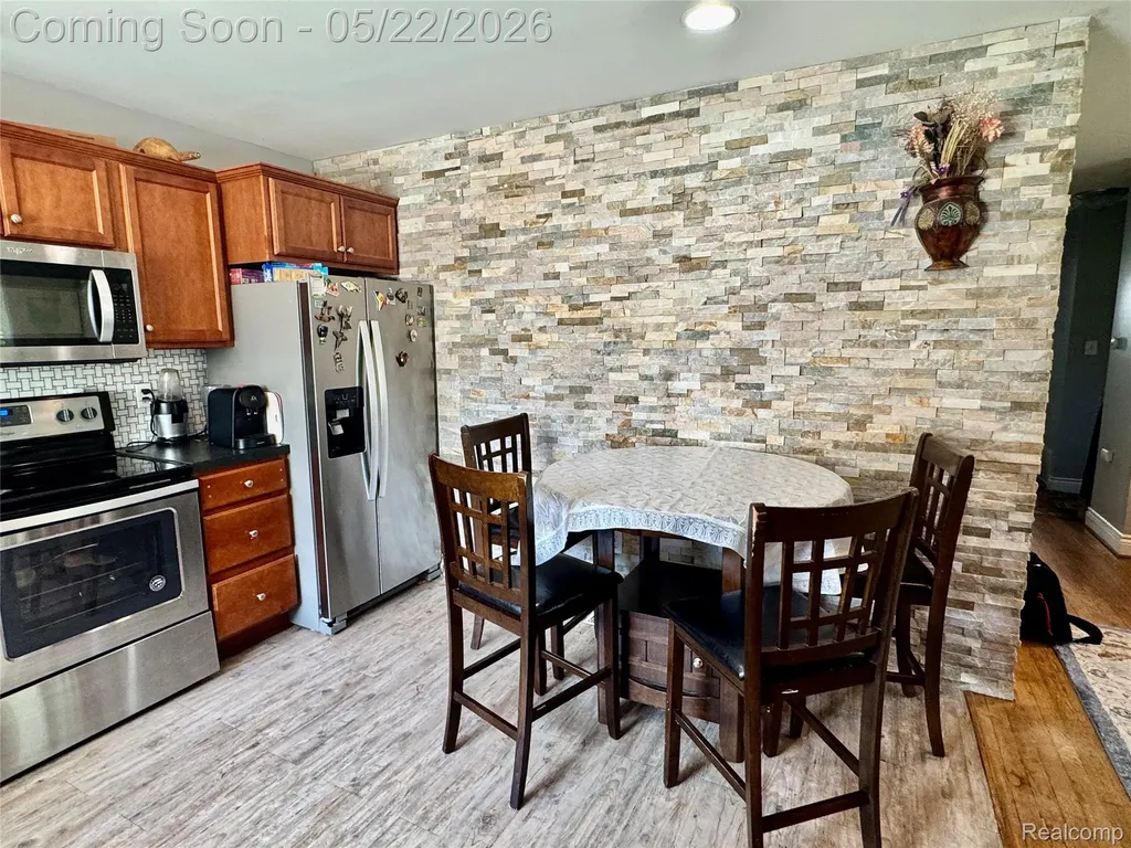 11964 Waiteley Drive Sterling Heights City MI 48313