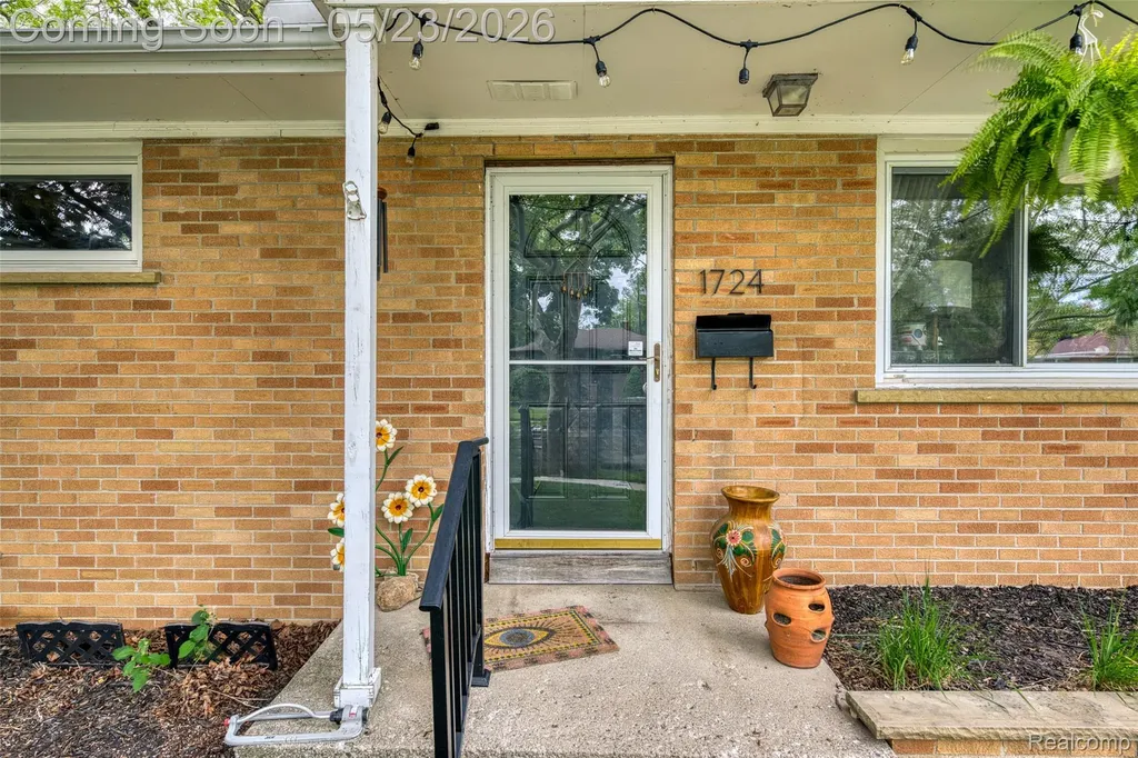 1724 Weldon Boulevard Ann Arbor City MI 48103