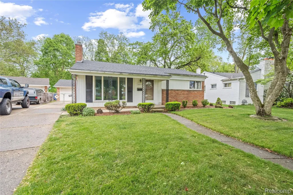 26916 Rouge River Drive Dearborn Heights City MI 48127