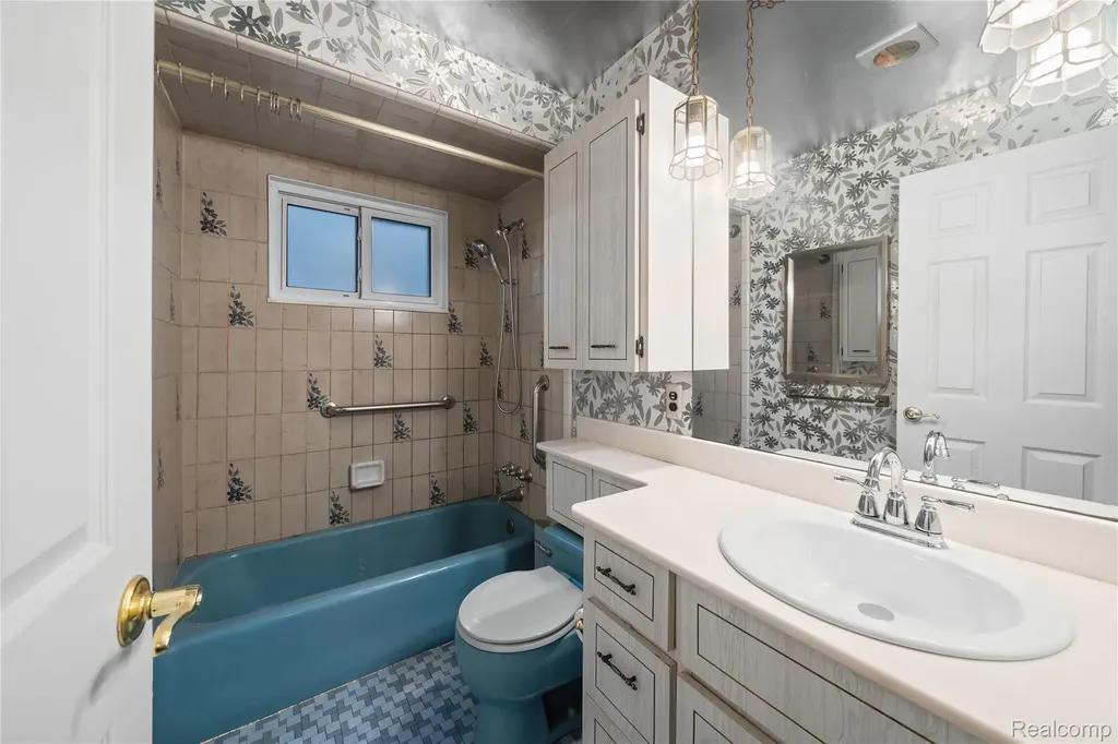 26916 Rouge River Drive Dearborn Heights City MI 48127