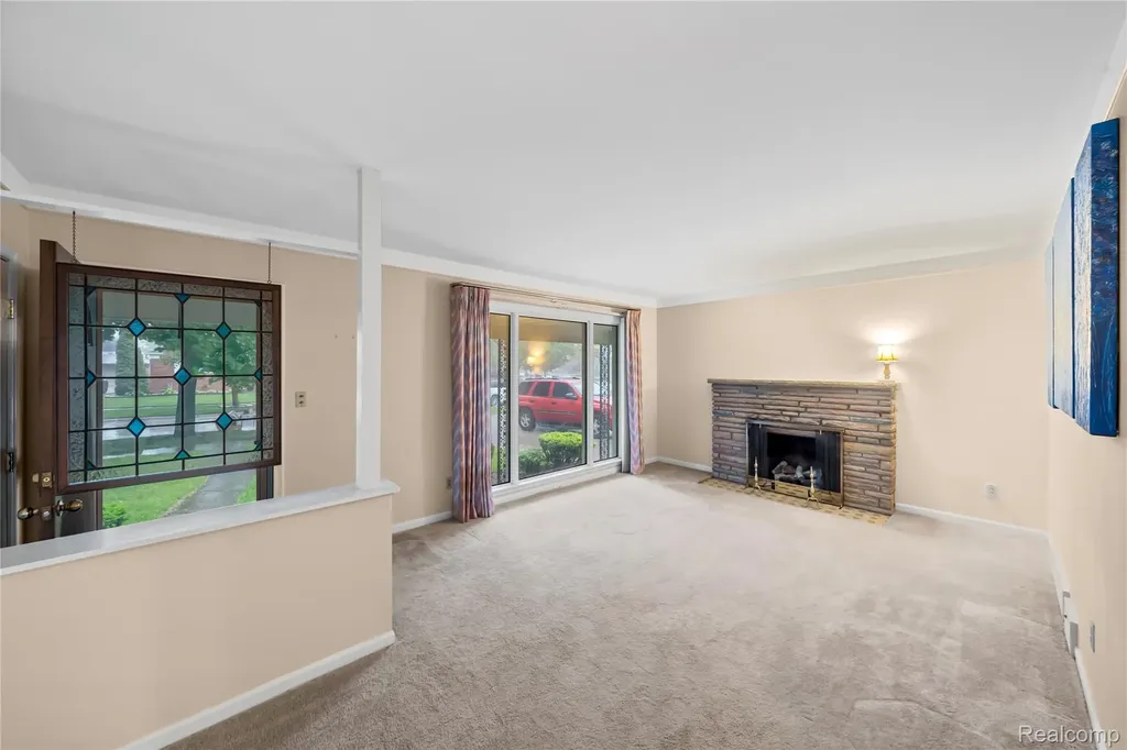 26916 Rouge River Drive Dearborn Heights City MI 48127