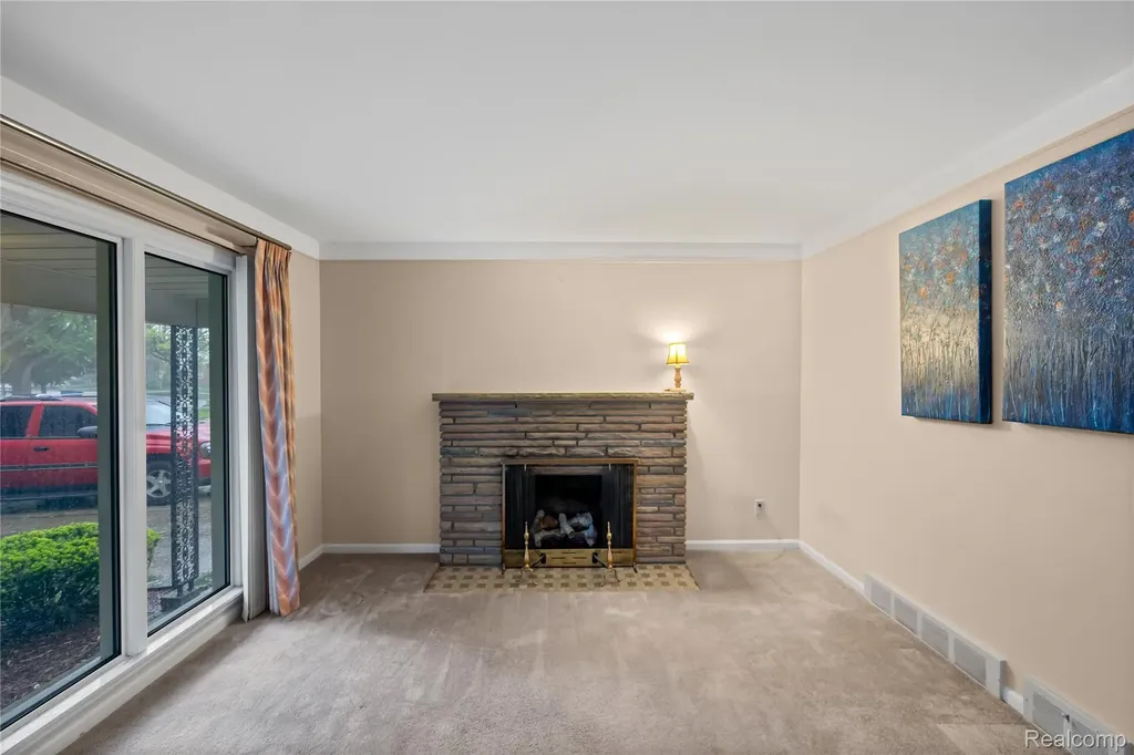 26916 Rouge River Drive Dearborn Heights City MI 48127
