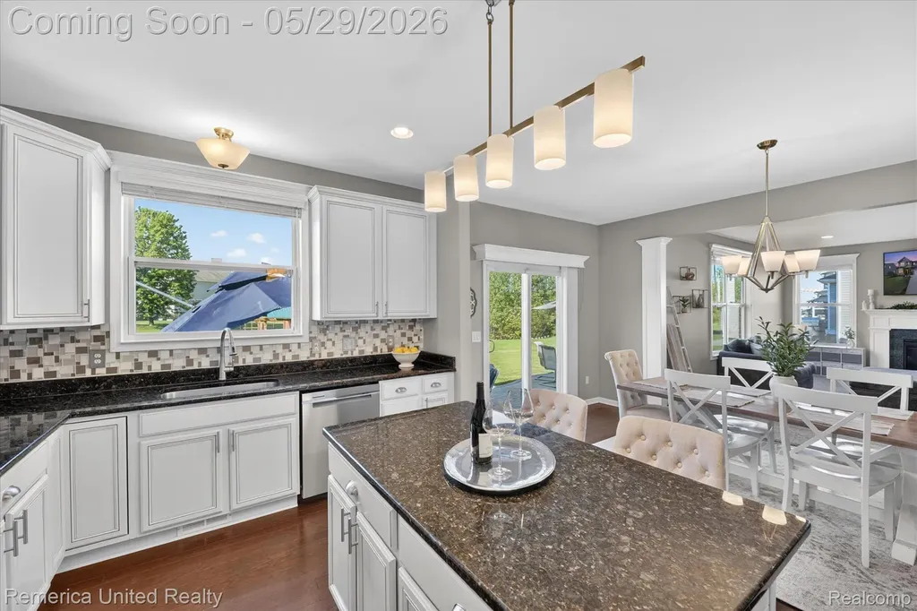 10948 Bouldercrest Drive Green Oak Township MI 48178