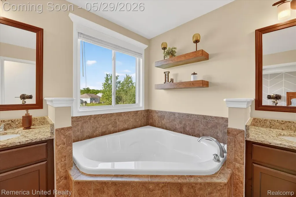 10948 Bouldercrest Drive Green Oak Township MI 48178