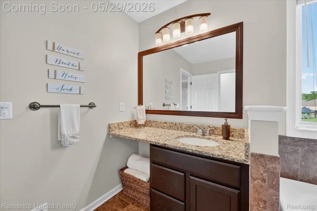 10948 Bouldercrest Drive Green Oak Township MI 48178