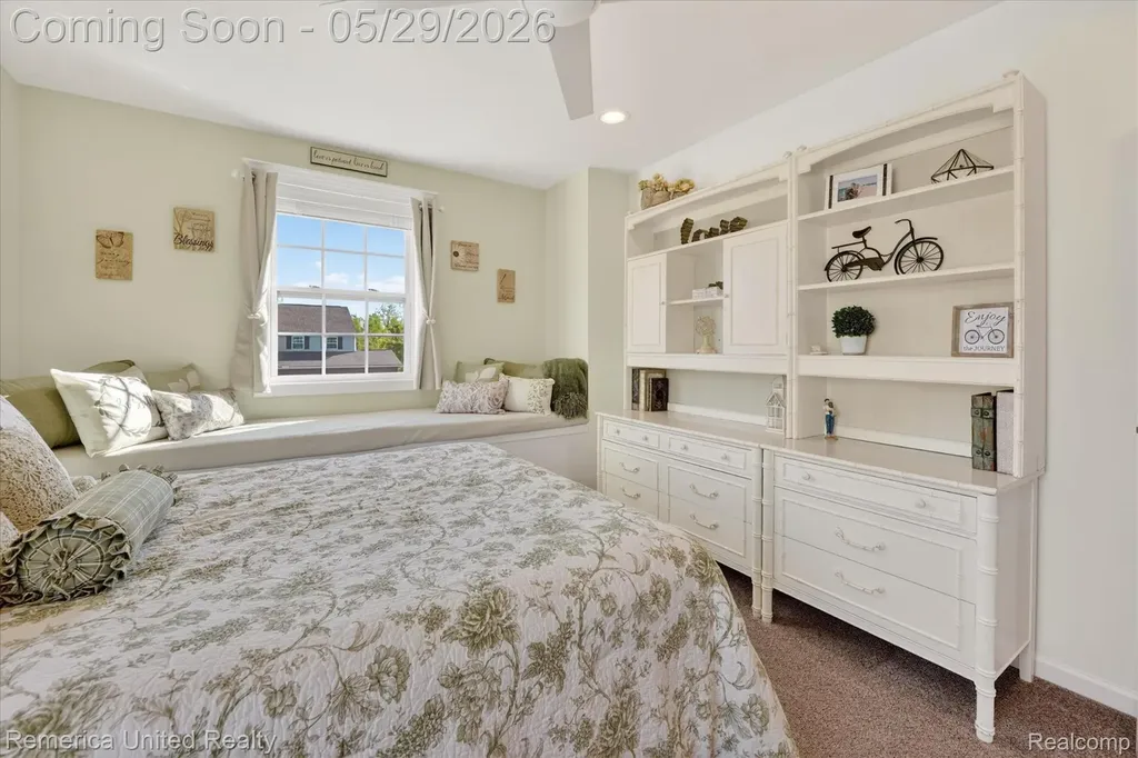 10948 Bouldercrest Drive Green Oak Township MI 48178