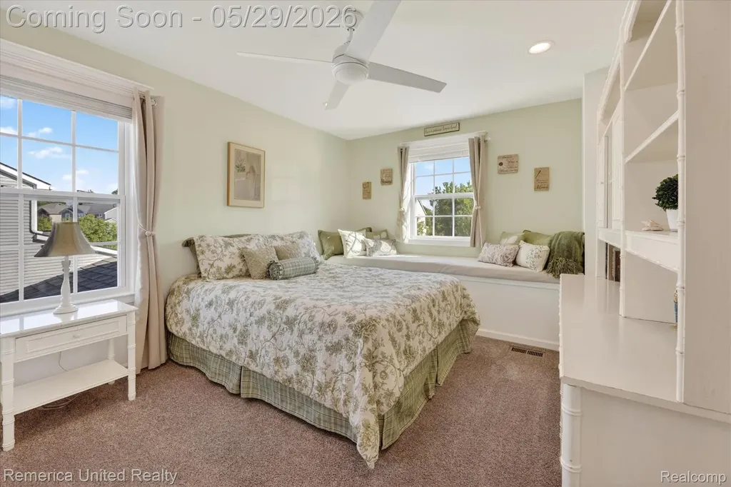 10948 Bouldercrest Drive Green Oak Township MI 48178