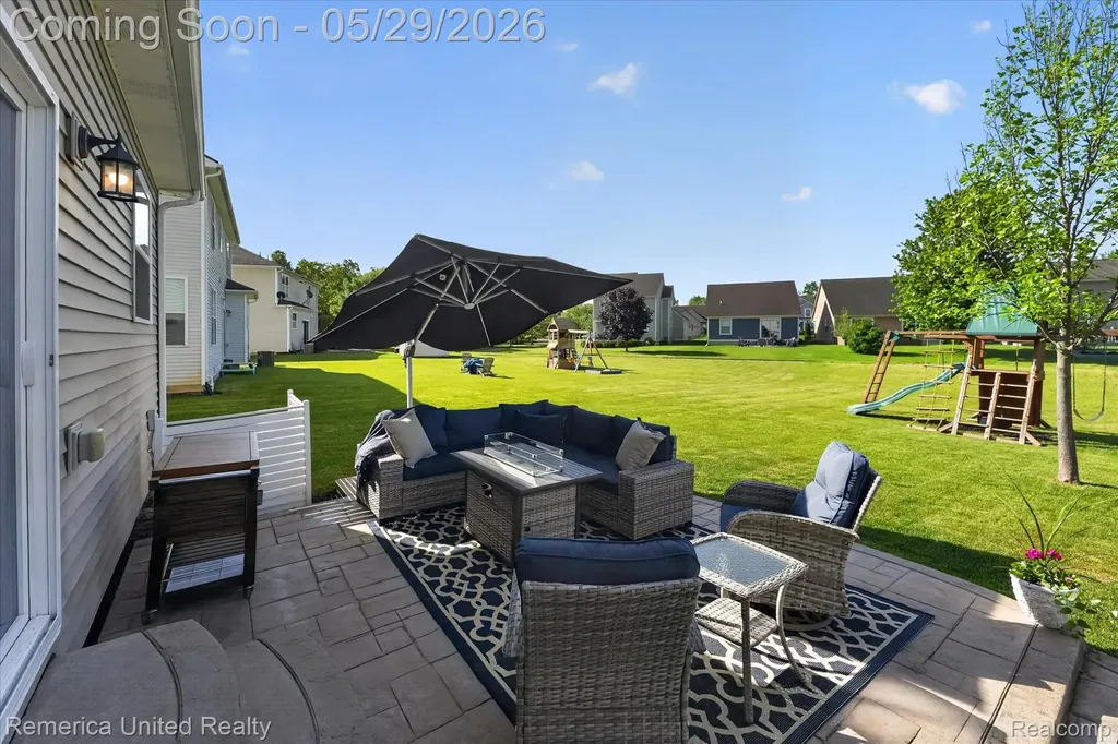 10948 Bouldercrest Drive Green Oak Township MI 48178