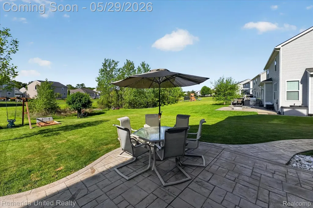 10948 Bouldercrest Drive Green Oak Township MI 48178