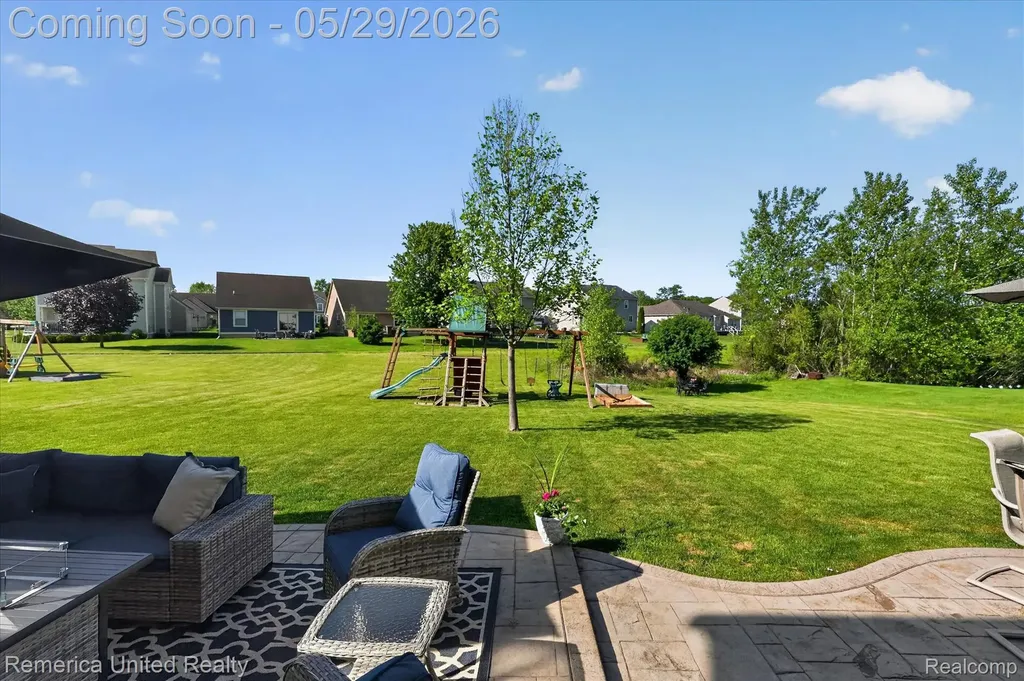 10948 Bouldercrest Drive Green Oak Township MI 48178
