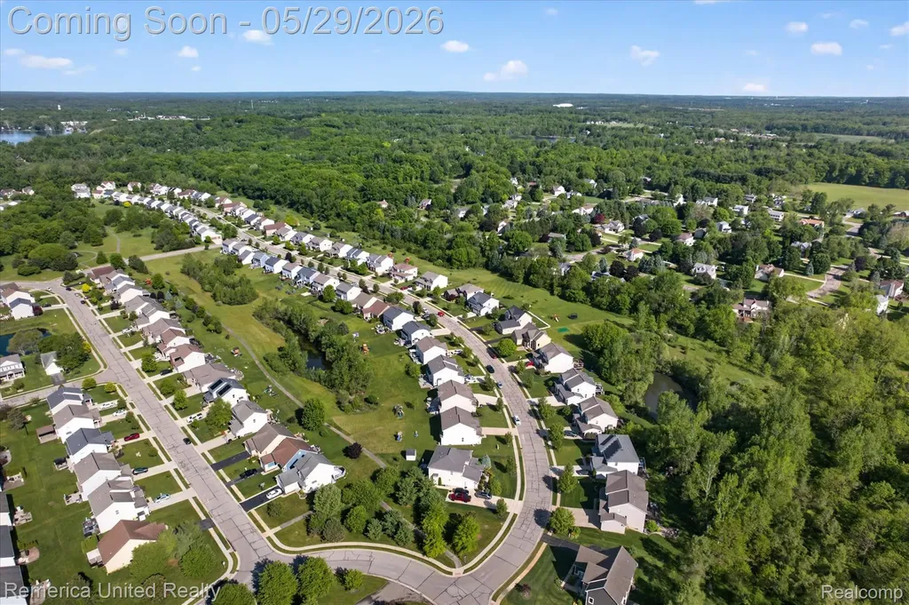 10948 Bouldercrest Drive Green Oak Township MI 48178