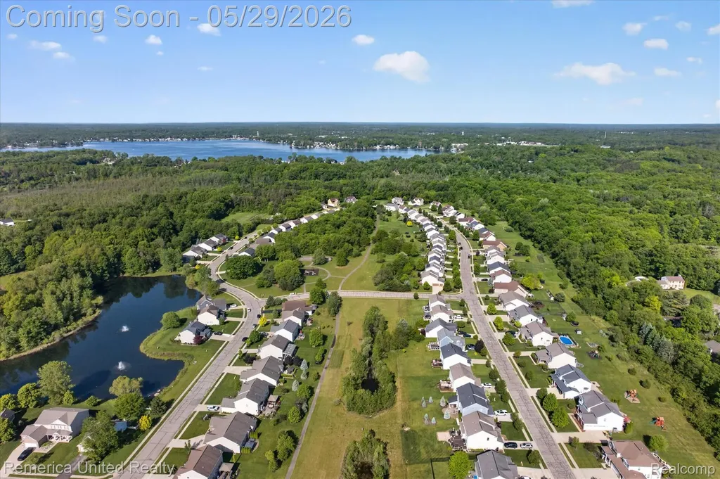 10948 Bouldercrest Drive Green Oak Township MI 48178