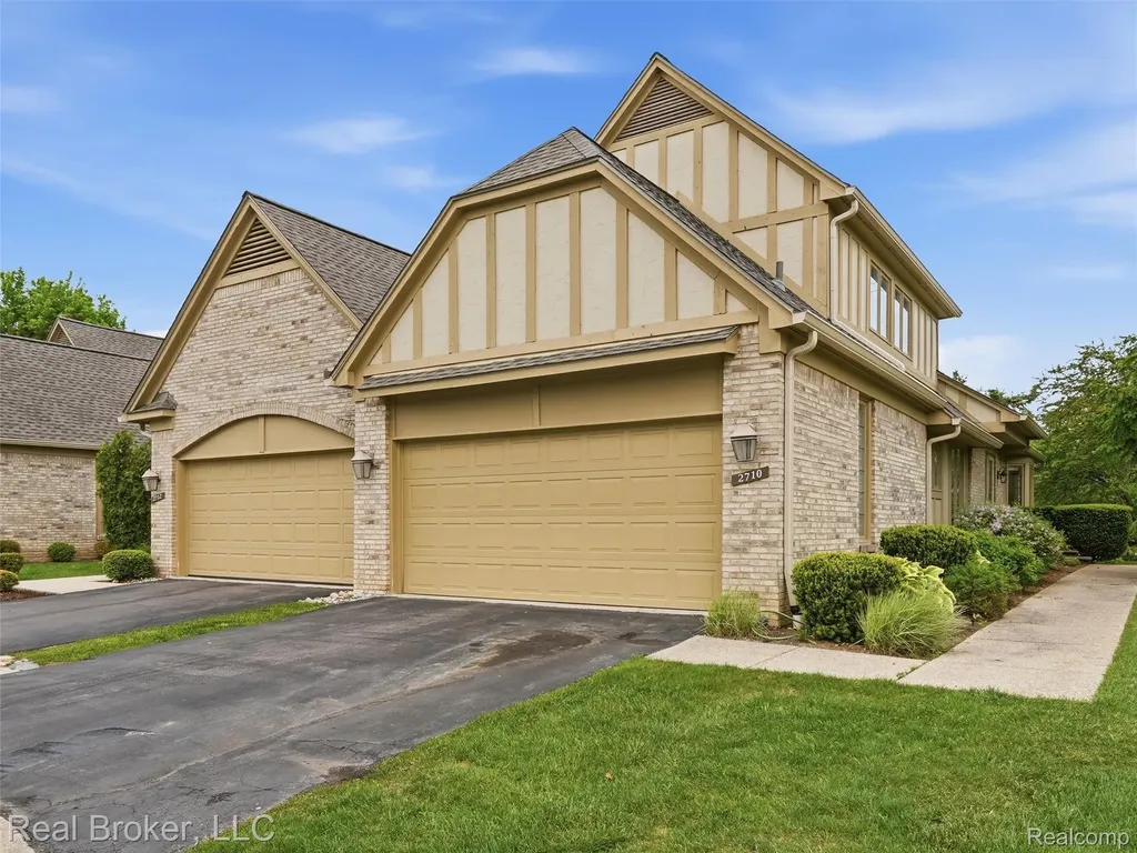 2710 Maitland Drive Ann Arbor City MI 48105