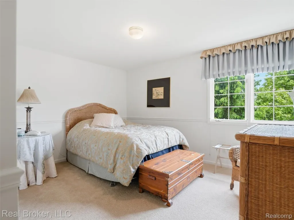 2710 Maitland Drive Ann Arbor City MI 48105