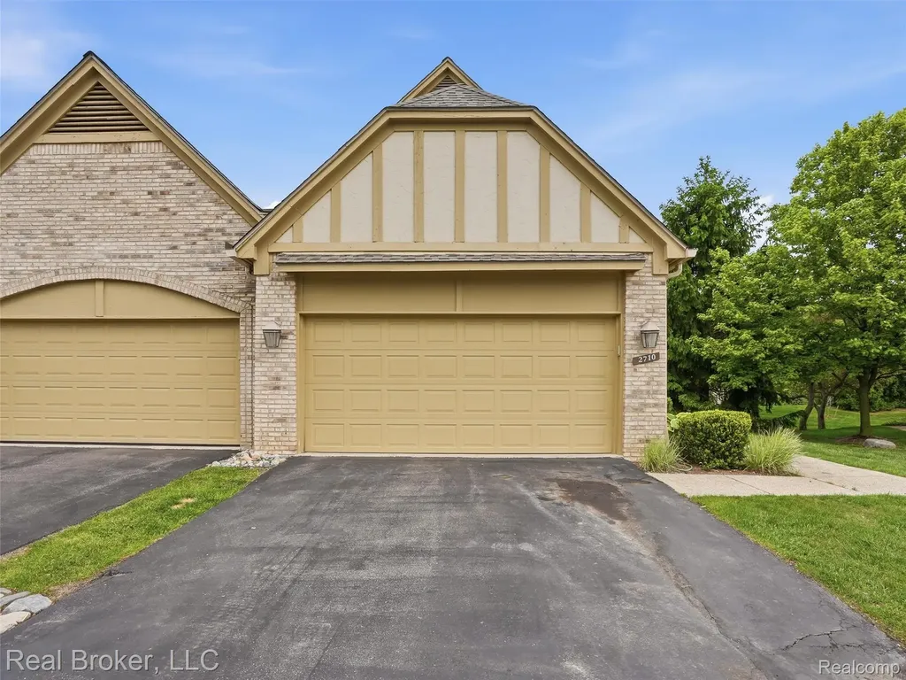 2710 Maitland Drive Ann Arbor City MI 48105