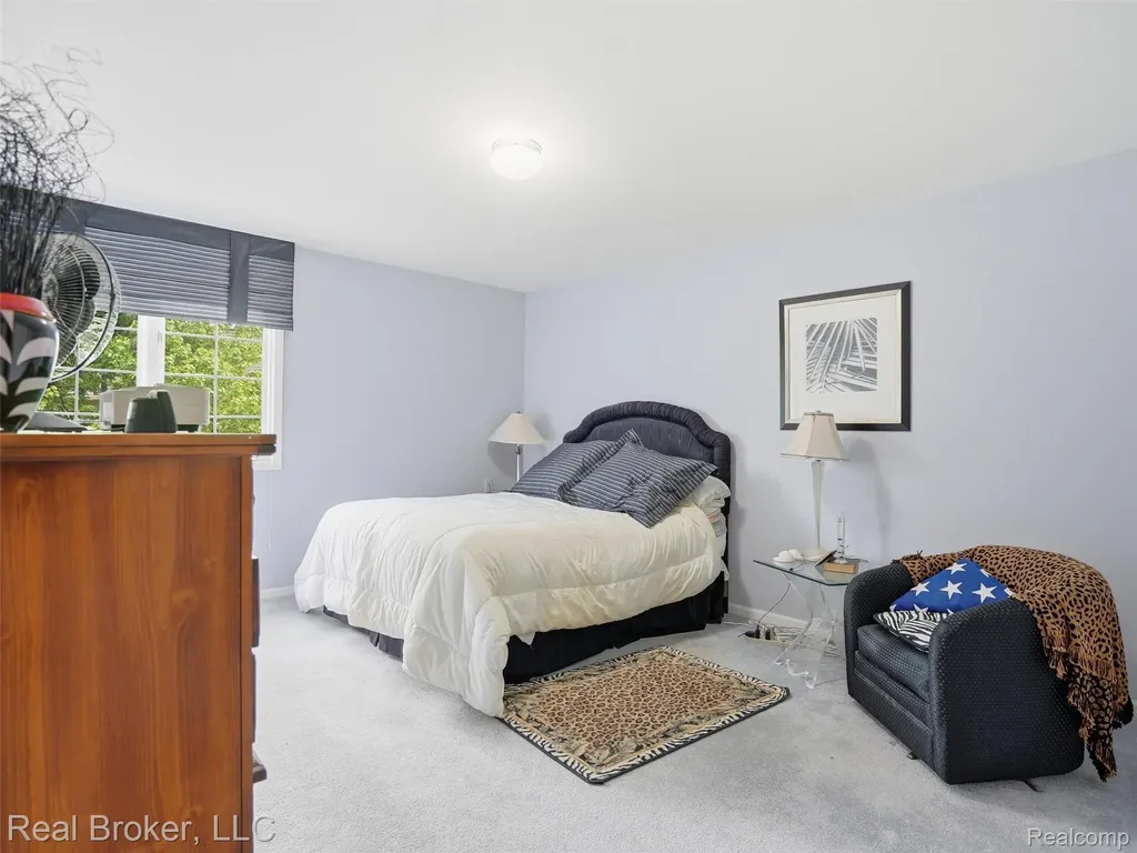 2710 Maitland Drive Ann Arbor City MI 48105