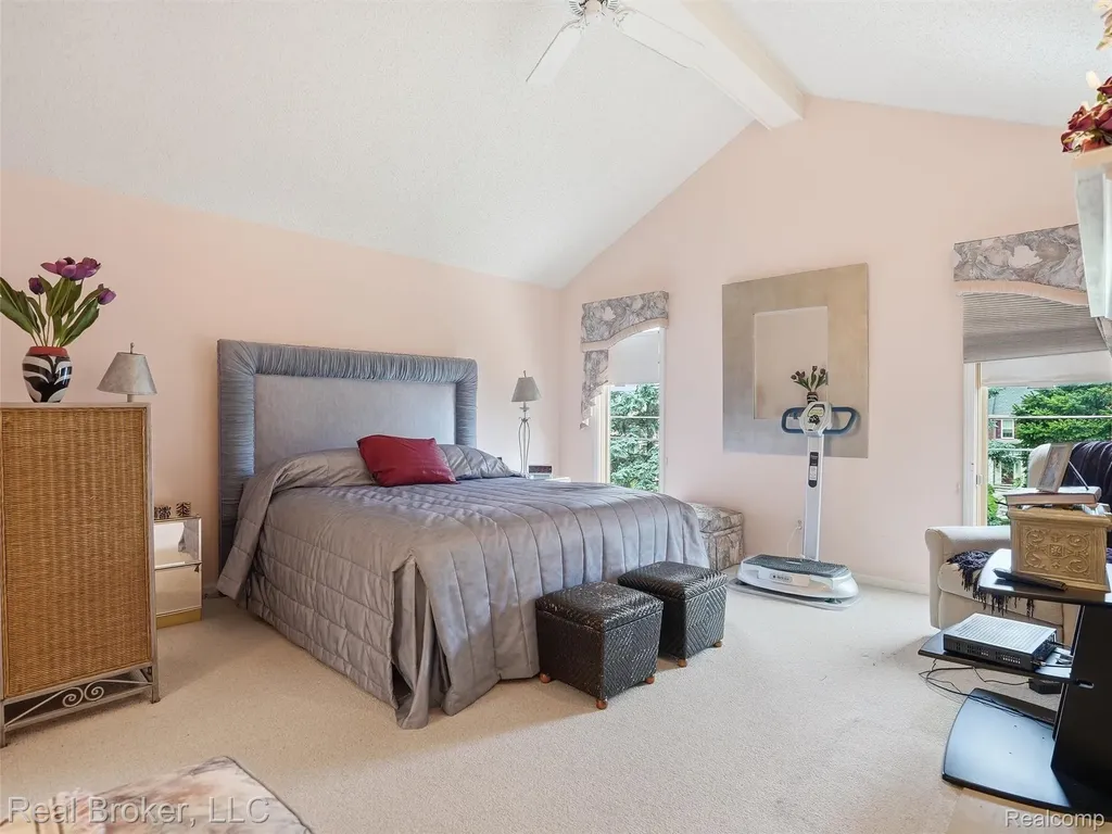 2710 Maitland Drive Ann Arbor City MI 48105