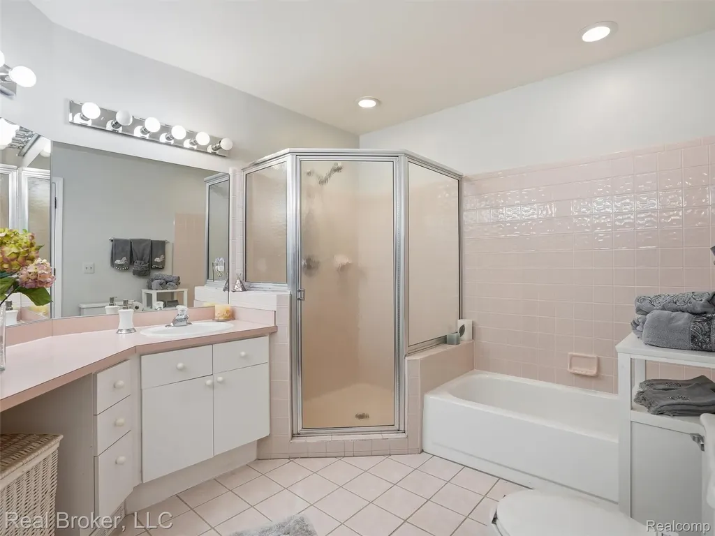 2710 Maitland Drive Ann Arbor City MI 48105