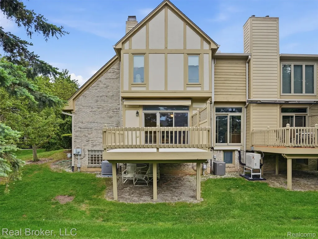 2710 Maitland Drive Ann Arbor City MI 48105