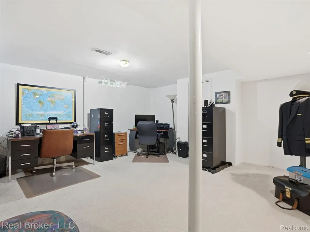 2710 Maitland Drive Ann Arbor City MI 48105