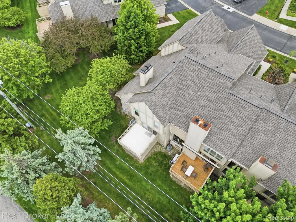 2710 Maitland Drive Ann Arbor City MI 48105