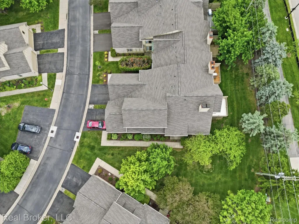 2710 Maitland Drive Ann Arbor City MI 48105