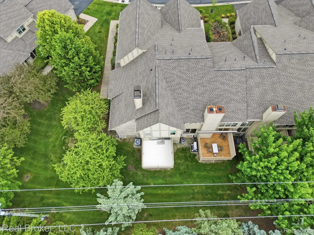 2710 Maitland Drive Ann Arbor City MI 48105