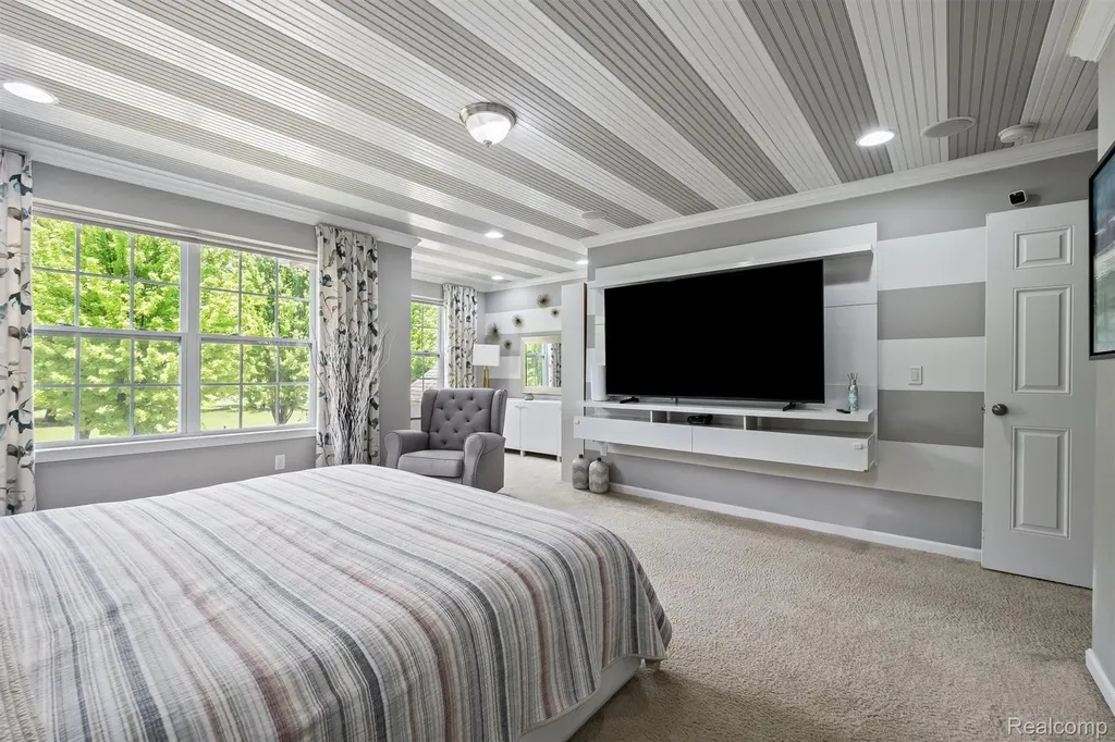 7810 N Central Park Shelby Charter Township MI 48317