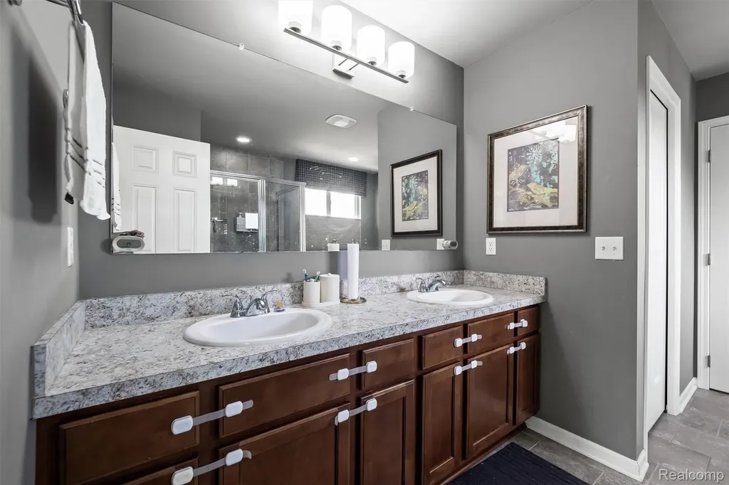 7810 N Central Park Shelby Charter Township MI 48317