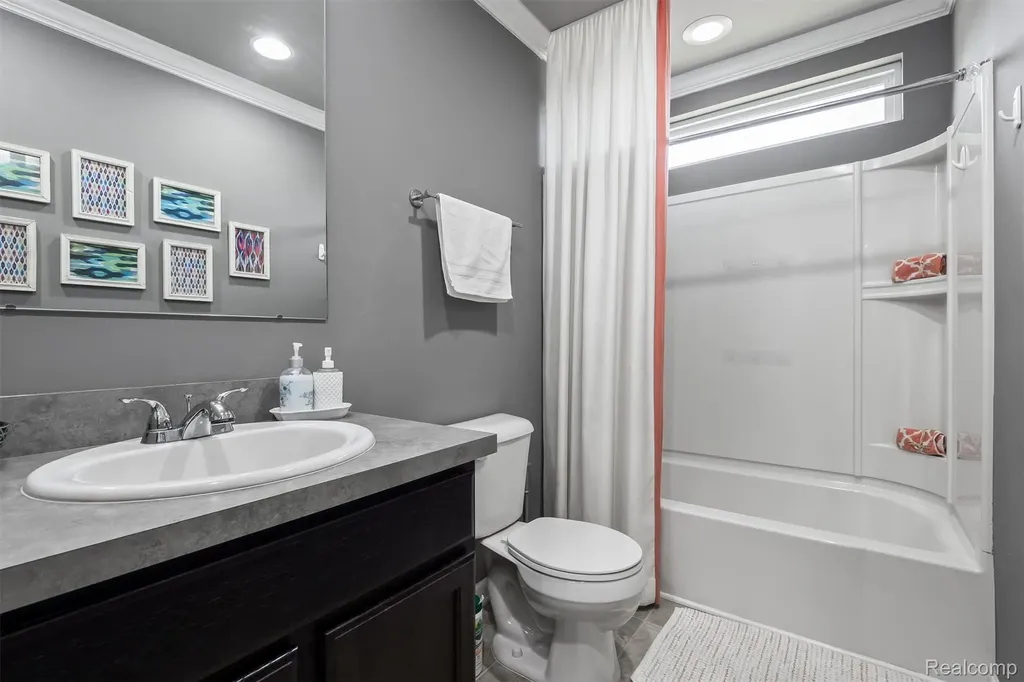 7810 N Central Park Shelby Charter Township MI 48317