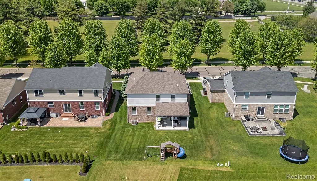 7810 N Central Park Shelby Charter Township MI 48317
