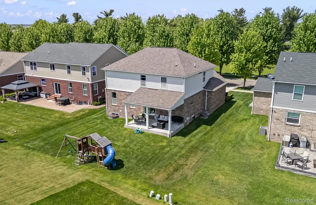 7810 N Central Park Shelby Charter Township MI 48317