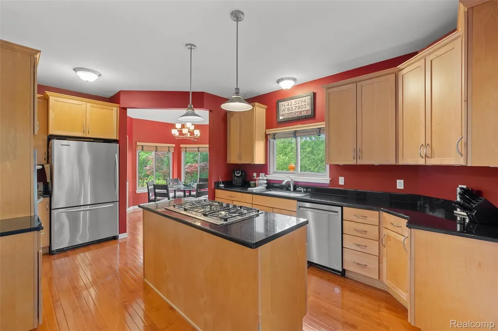 10099 Fernbrooke Drive Green Oak Township MI 48116