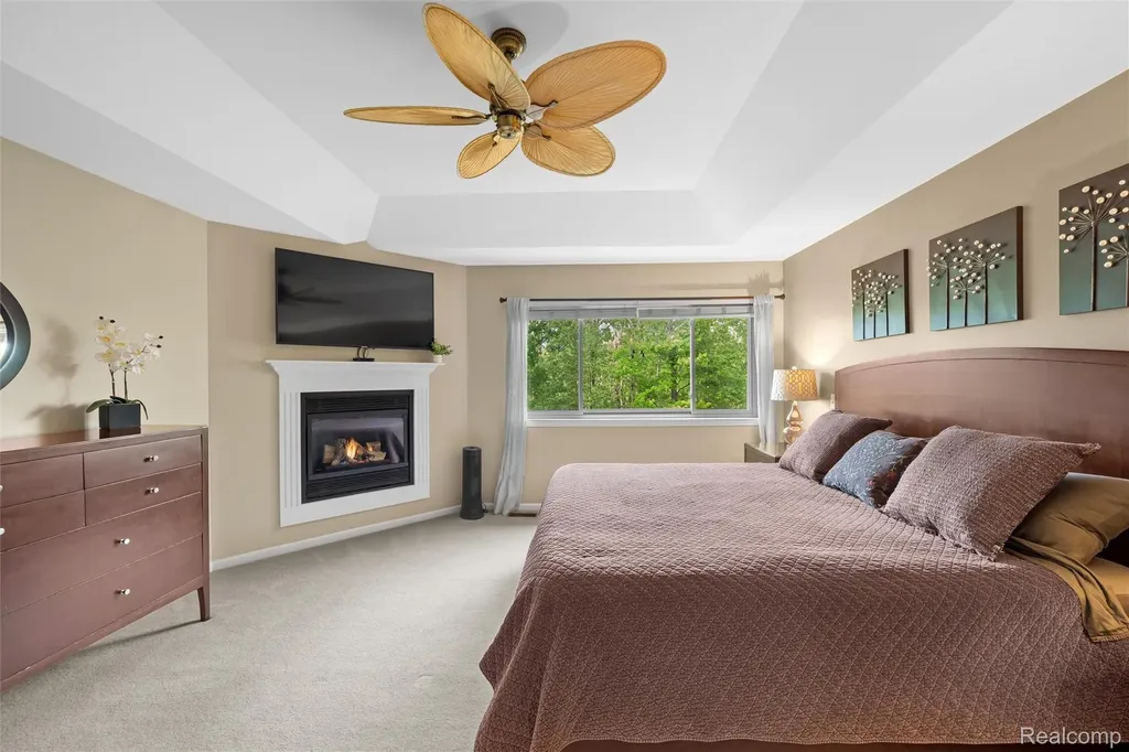 10099 Fernbrooke Drive Green Oak Township MI 48116