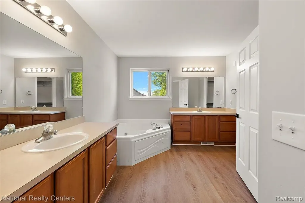 9780 David Lane White Lake Charter Township MI 48386