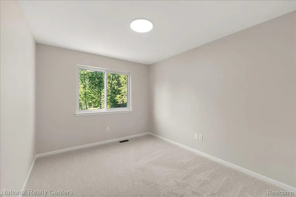 9780 David Lane White Lake Charter Township MI 48386