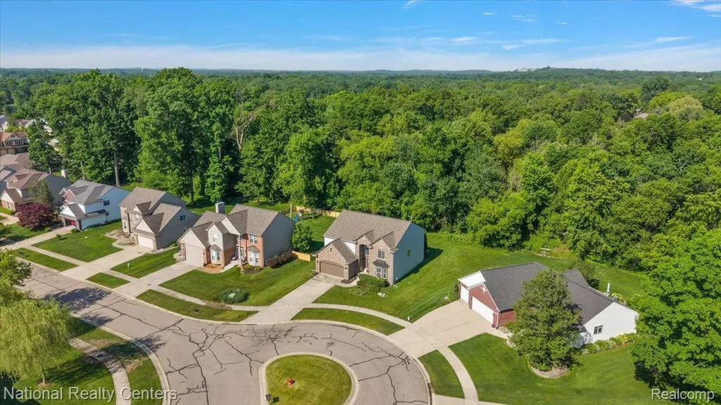 9780 David Lane White Lake Charter Township MI 48386