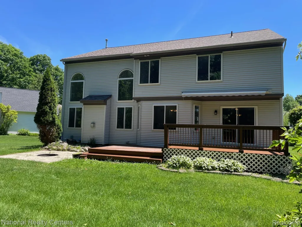 9780 David Lane White Lake Charter Township MI 48386