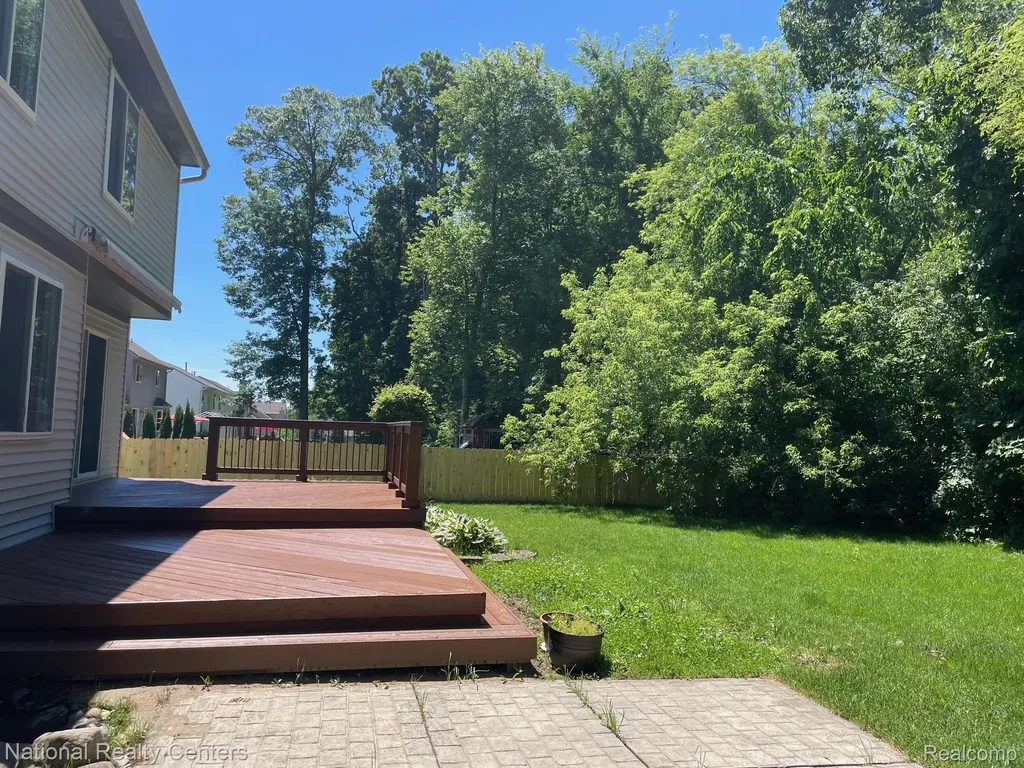 9780 David Lane White Lake Charter Township MI 48386