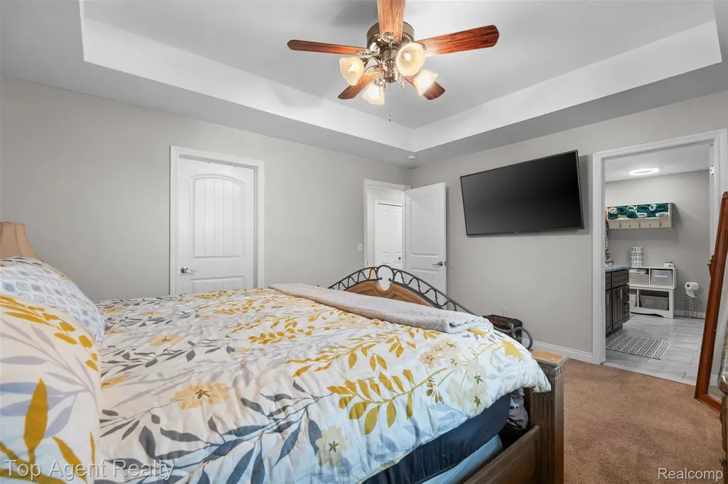 36738 Vine Drive Sterling Heights City MI 48312
