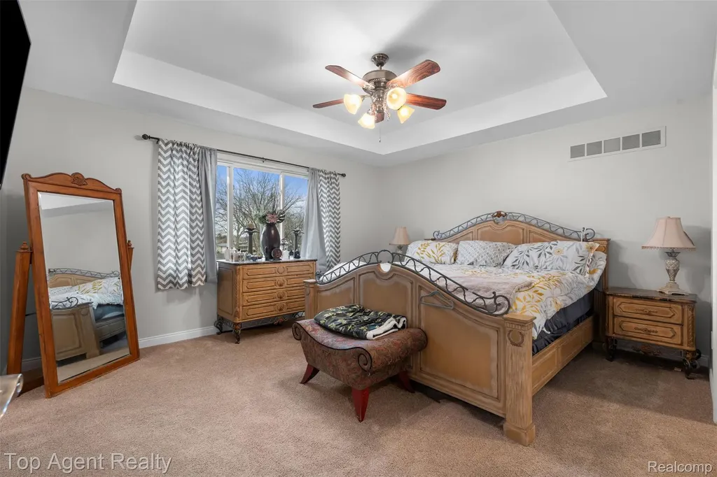36738 Vine Drive Sterling Heights City MI 48312