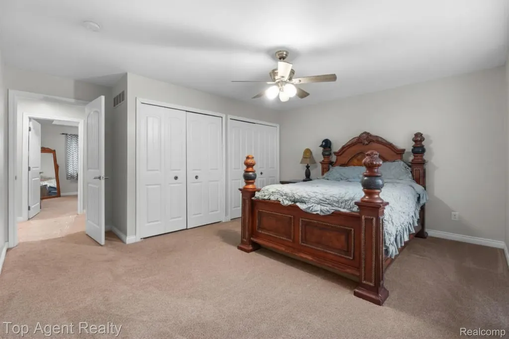 36738 Vine Drive Sterling Heights City MI 48312