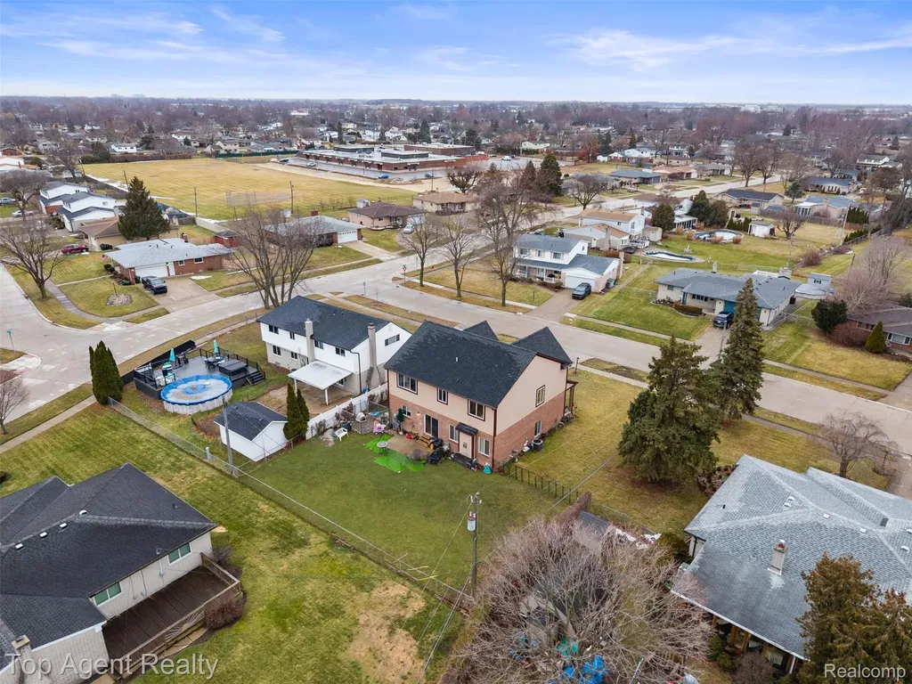36738 Vine Drive Sterling Heights City MI 48312